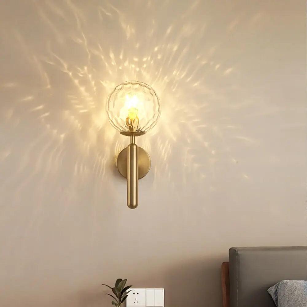 Wandlamp met glazen kap – modern design in goud of zwart met melkglas of ripple-afwerking