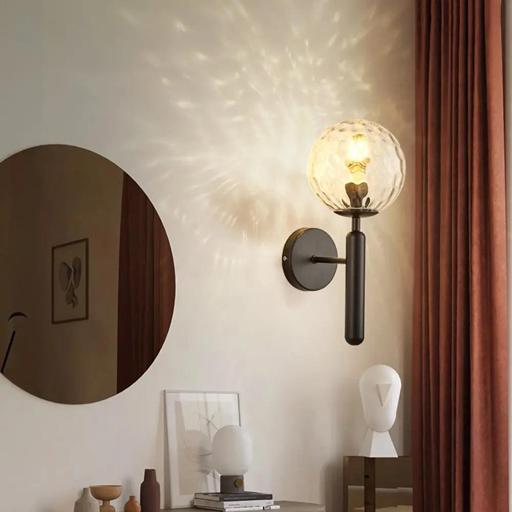 Wandlamp met glazen kap – modern design in goud of zwart met melkglas of ripple-afwerking
