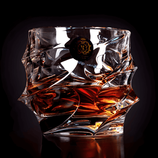 Kristallen Whiskyglas met Tornadovorm 300ml voor Premium Drankbeleving | Handgemaakt Japans-Geïnspireerd Spiraaldesign
