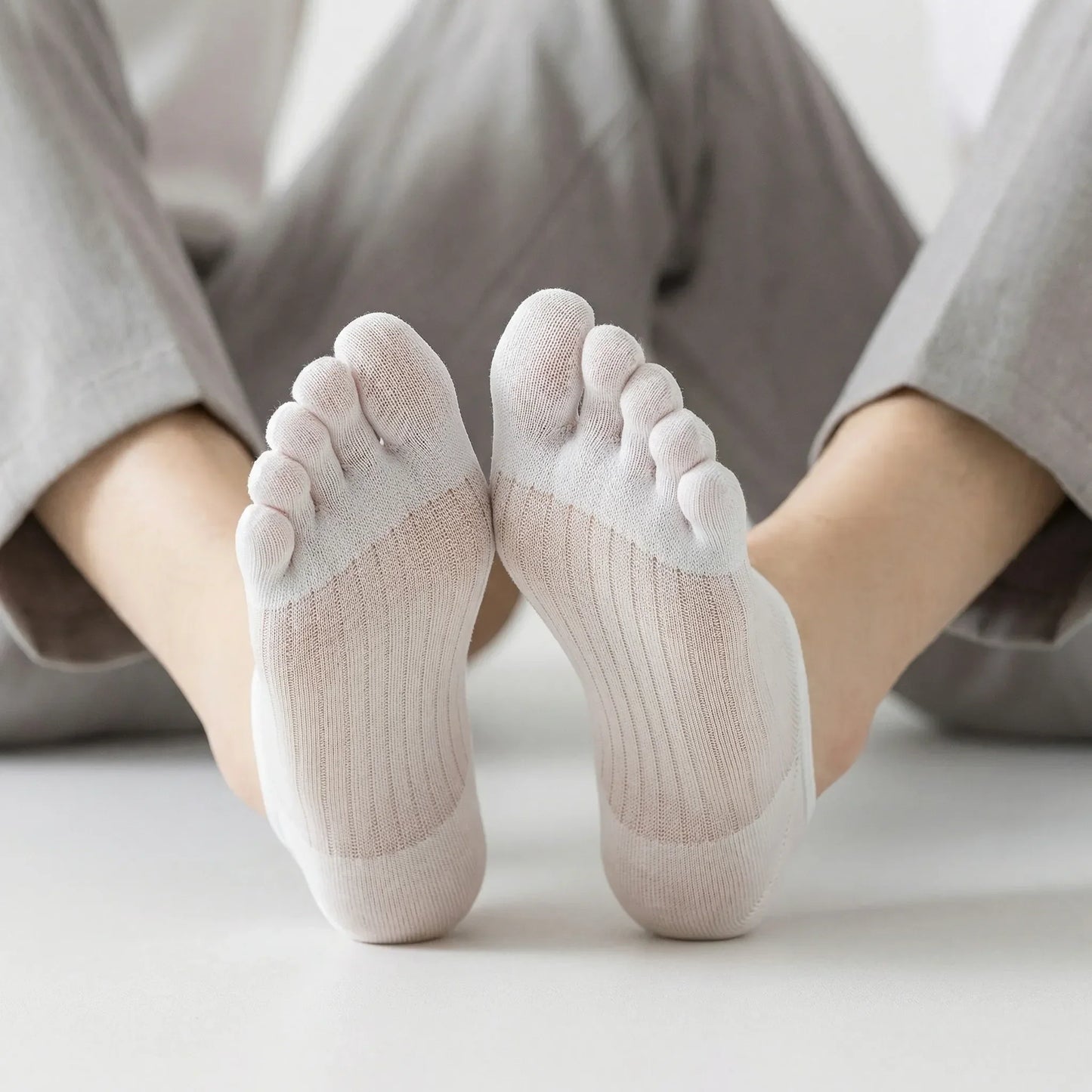 Onzichtbare Antislip Teensokken met Vijf Teencompartimenten – Blijft Op Zijn Plaats in Iedere Schoen