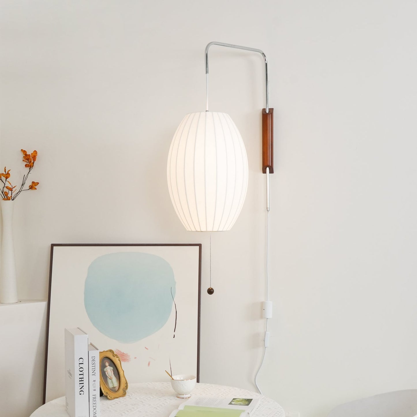 Wandlamp met Scharnierende Kap - Plug-In - Verstelbare Lichtrichting - Scandinavisch Design - Walnoot Accent