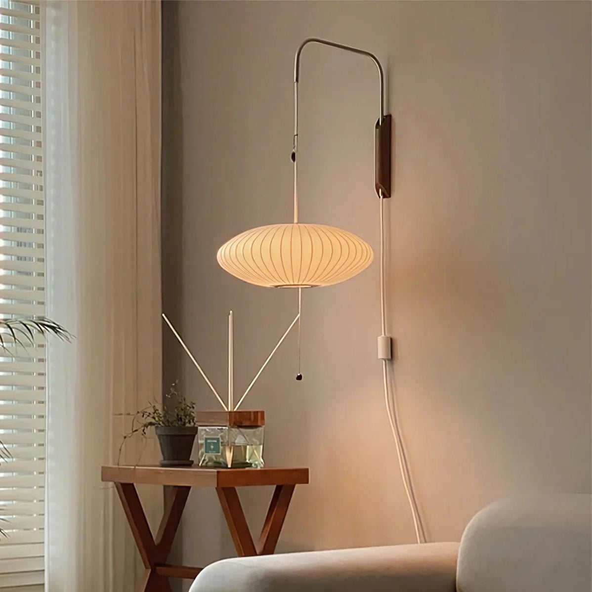 Wandlamp Nelson Bubble Polymeer Staalwire Walnoot Wit Mid-Century E27 4 Vormen Slaapkamer