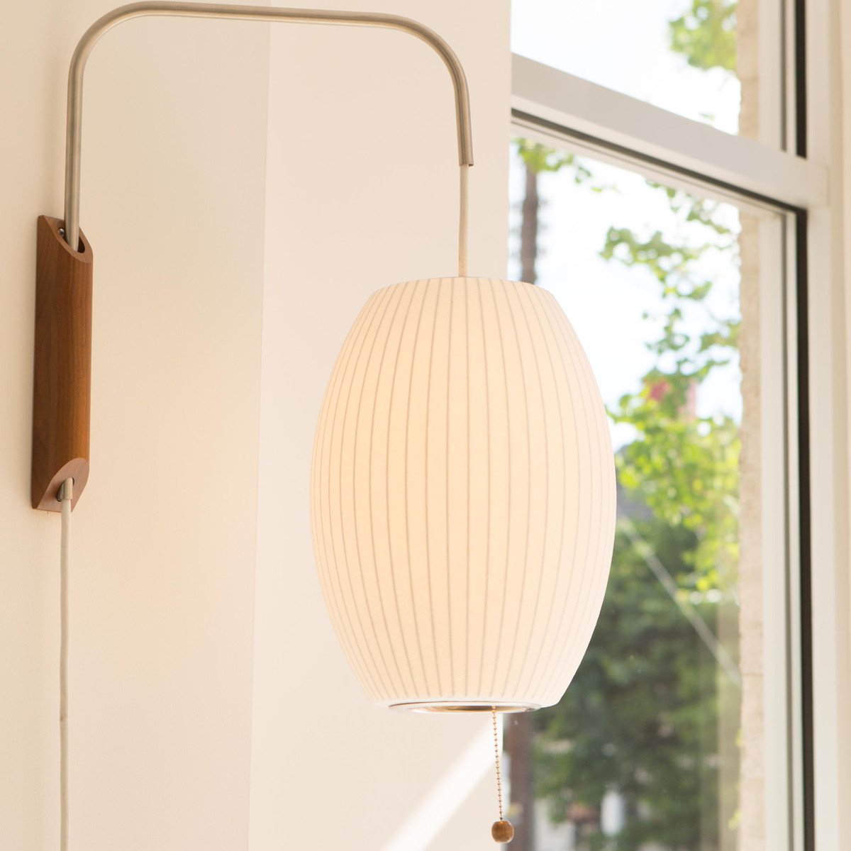 Wandlamp Zijden Kap Walnoot Metaal Wit Woonkamer Slaapkamer