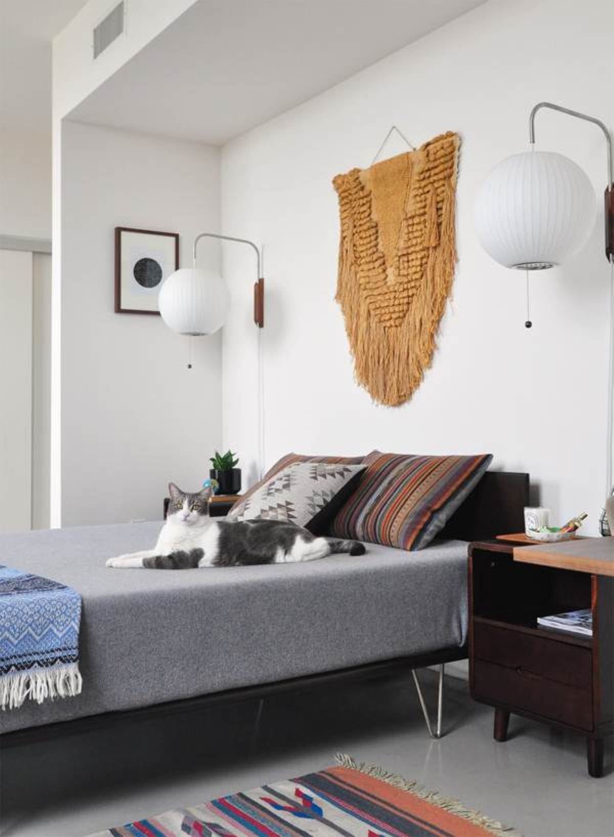 Wandlamp Zijden Kap Walnoot Metaal Wit Woonkamer Slaapkamer