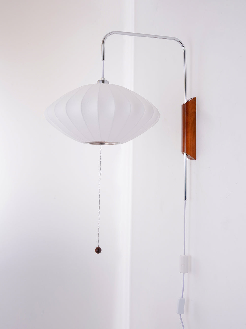 Wandlamp Nelson Bubble Polymeer Staalwire Walnoot Wit Mid-Century E27 4 Vormen Slaapkamer