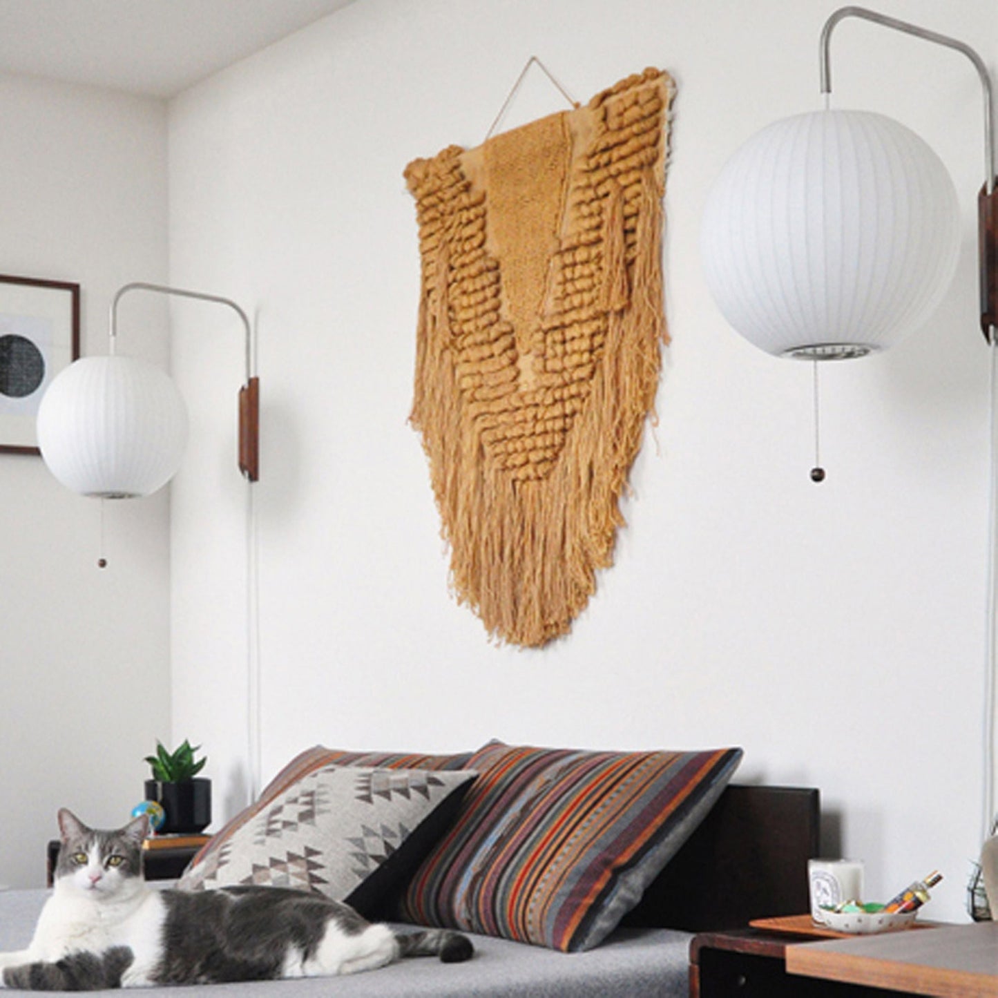 Wandlamp Nelson Bubble Polymeer Staalwire Walnoot Wit Mid-Century E27 4 Vormen Slaapkamer