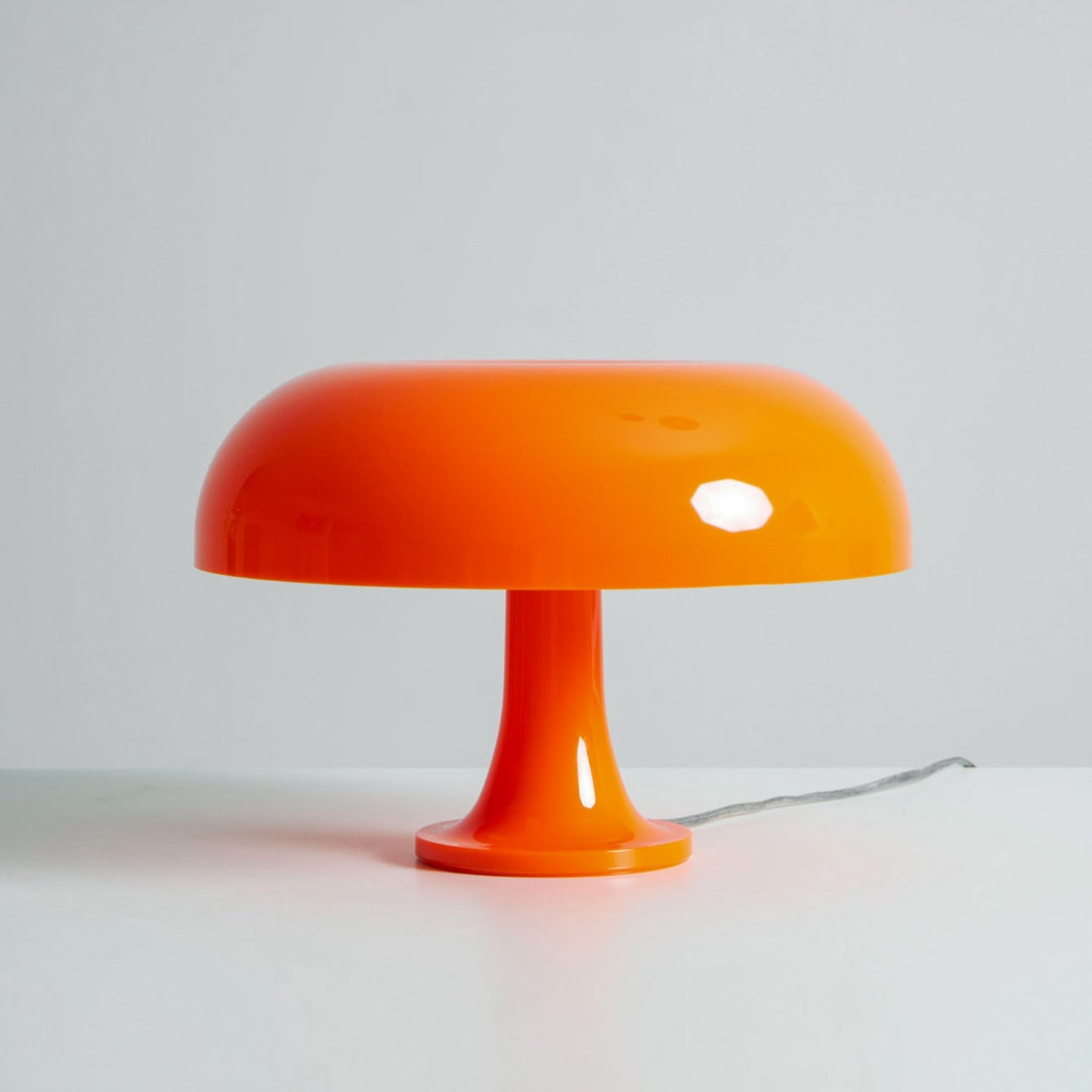 Paddenstoelvormige Tafellamp met 4 Lichtbronnen en Gedimde Retro Sfeer