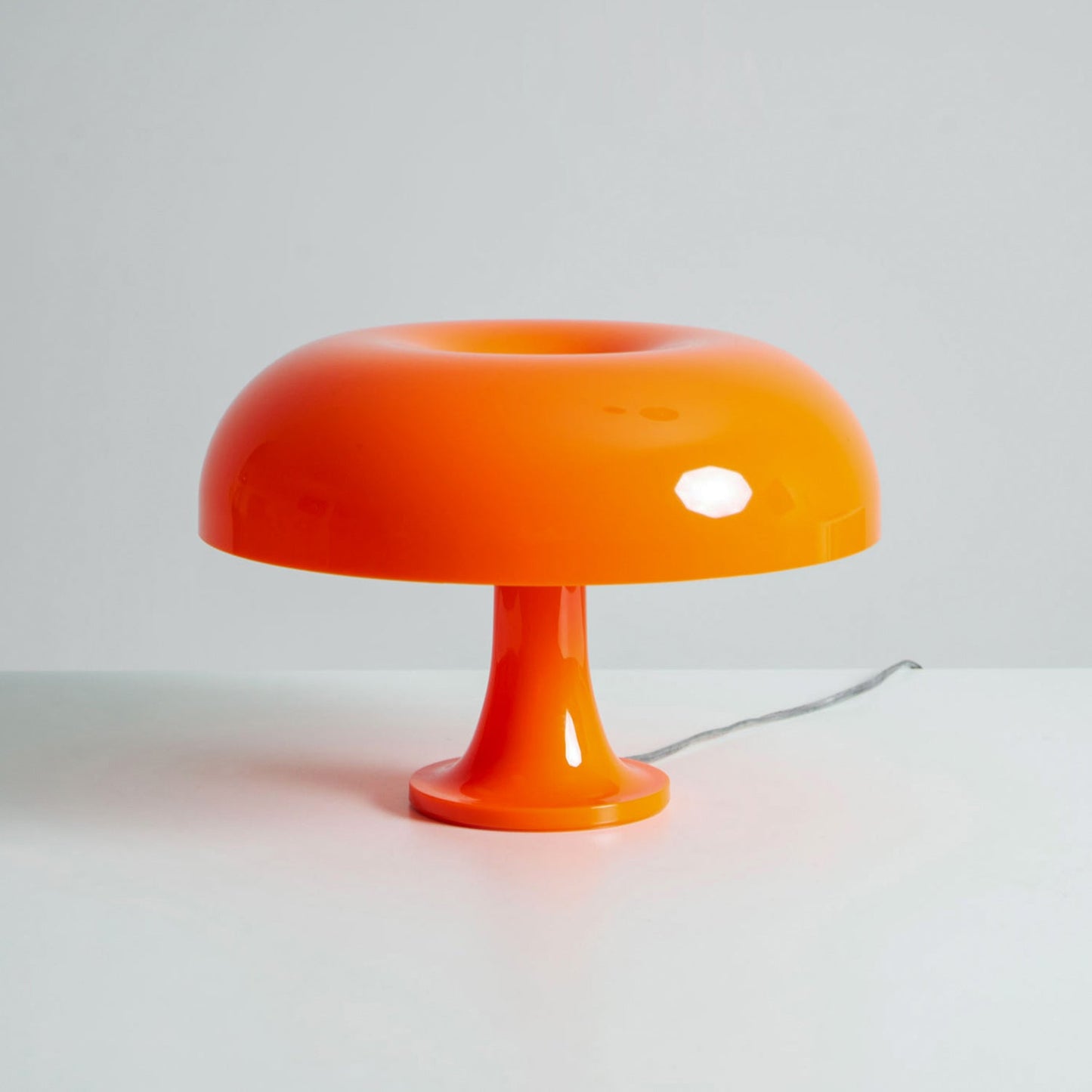 Paddenstoelvormige Tafellamp met 4 Lichtbronnen en Gedimde Retro Sfeer