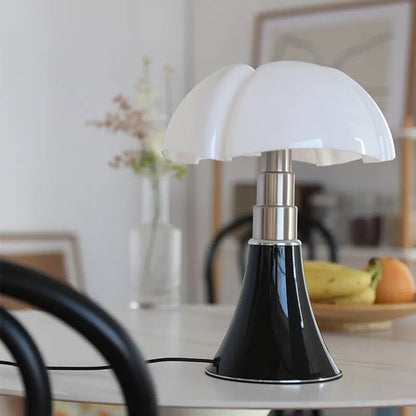 Tafellamp Bloemvorm – Moderne Design Lamp met Zachte Sfeerverlichting