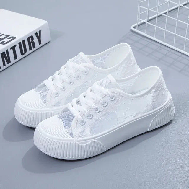 Vrouwelijke Florale Sneakers met Mesh Paneel