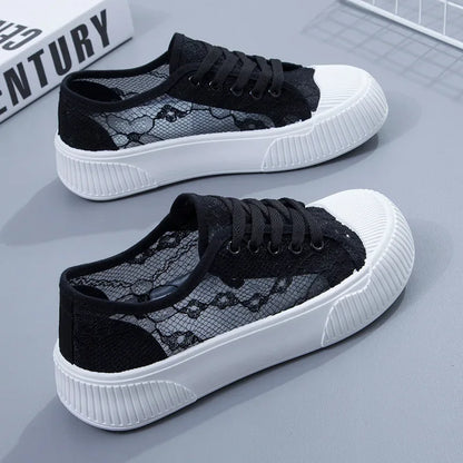 Vrouwelijke Florale Sneakers met Mesh Paneel