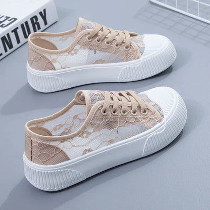 Vrouwelijke Florale Sneakers met Mesh Paneel