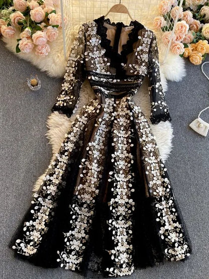 Gehaakte Jurk met Bloemenpatroon Vrouwelijk en Zomerse Stijl - StudioMarella