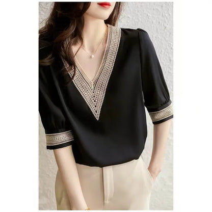 Zomerse Zijden Blouse met Chiffon en Geborduurde Details Zwart