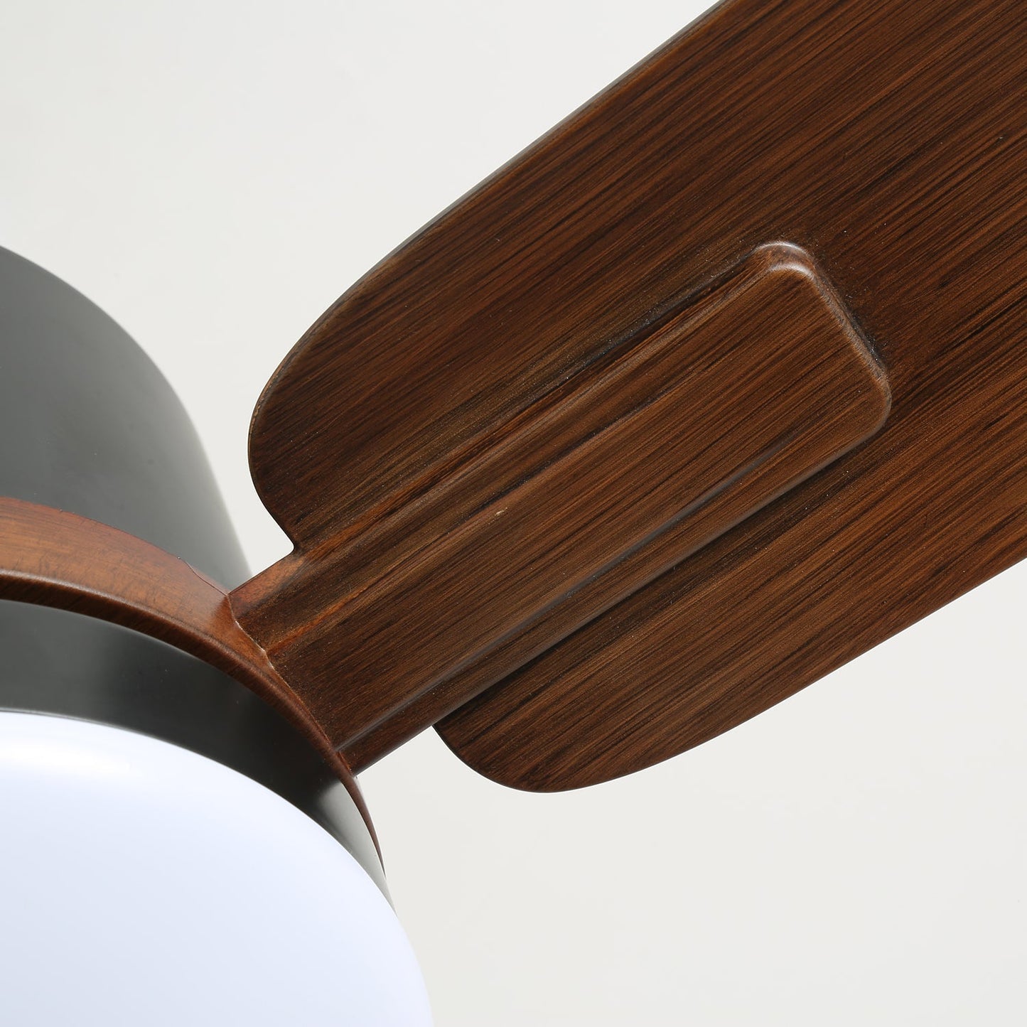 Moderne Plafondventilator met Verlichting — Hout & LED — Afstandsbediening