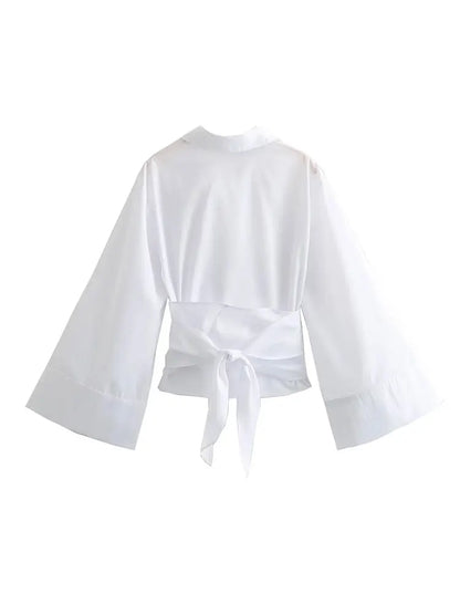 Vrouwelijke Blouse met Strik Detail op de RugVintage Stijl → Vrouwelijke Blouse met Strik Detail Rug Vintage Look