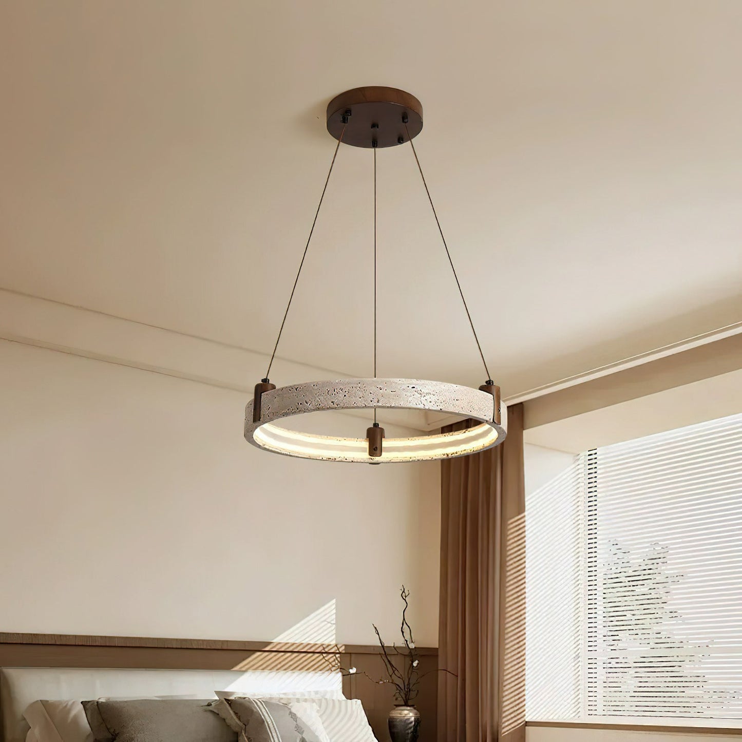 Travertijn Ring Kroonluchter – Natuursteen Hanglamp met Walnoot Hout en Geïntegreerde LED | Scandinavisch Design voor Woon- en Eetkamer