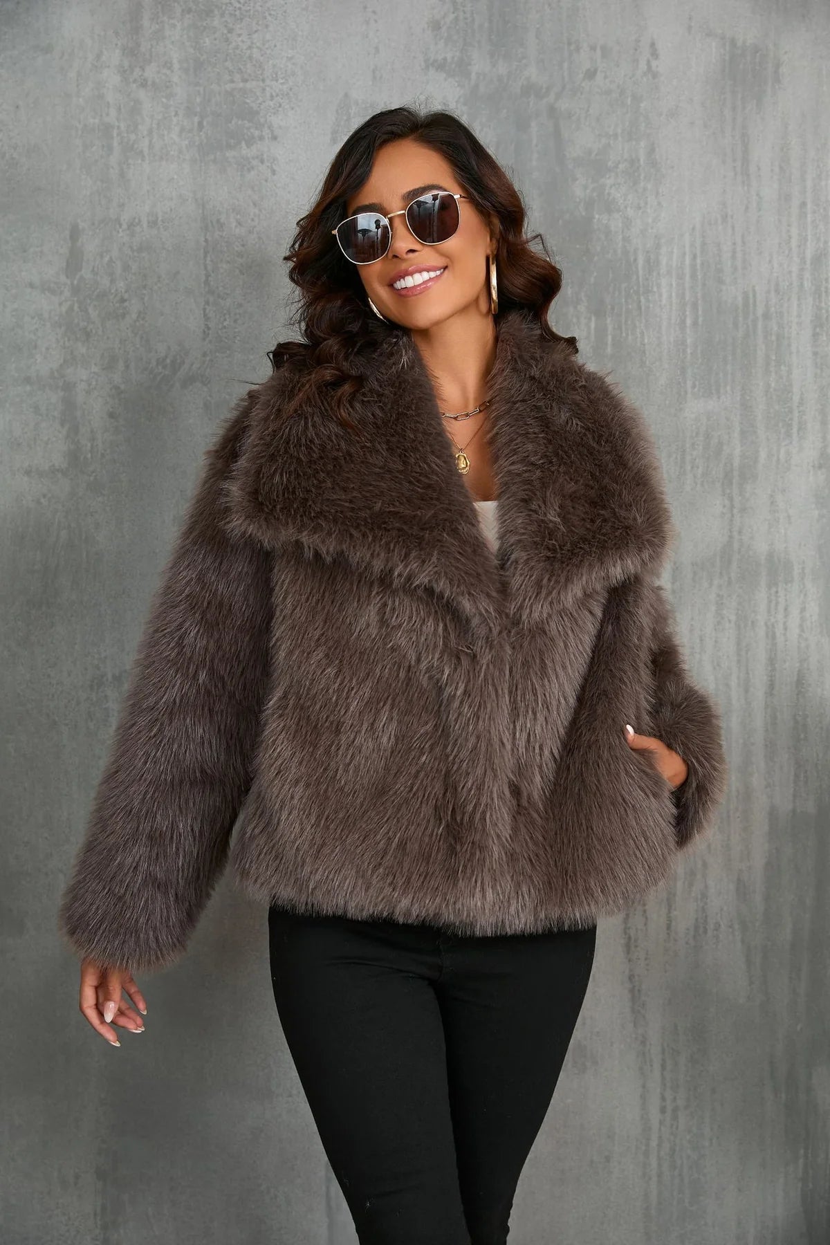 Dames Faux Fur Jas Kort en Elegant