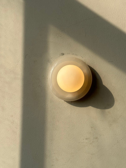 Ronde Jade Wandlamp met Glazen Kap – Luxe Natuursteen Design Verlichting 14 cm