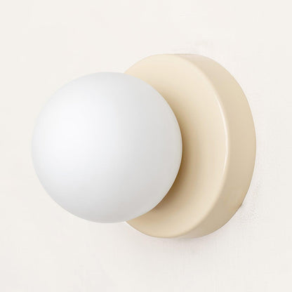 Nuvol Wandlamp — Metalen Wandspot met Glazen Bol ø12cm — Compacte Wandverlichting in 5 Kleuren