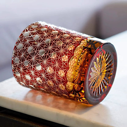 Handgeslepen Whiskeyglazen met Ster en Chrysant Patroon – Blauw Amber & Rood Amber – Inclusief Houten Doos