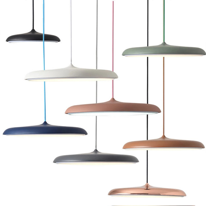 Scandinavische ultradunne schijfvormige hanglamp met diffuus ledlicht voor moderne interieurs
