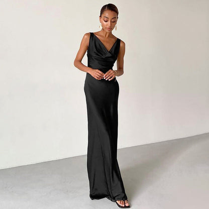 Elegante Satijnen Avondjurk Slim Fit met Drapé Hals - StudioMarella