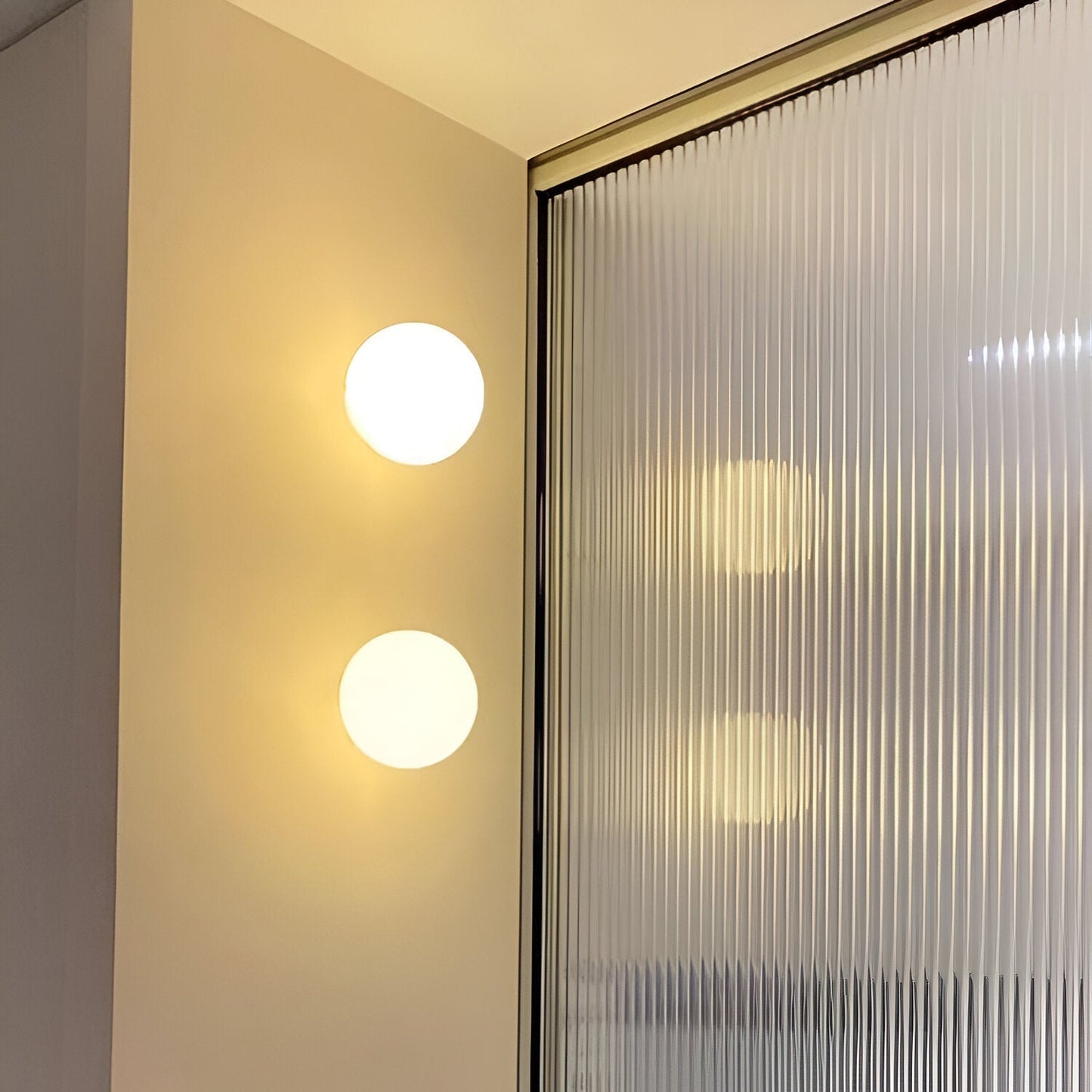 Wandlamp Rond Gesatineerd Glas Minimalistisch Japandi Ø12 Ø20 Slaapkamer Hal