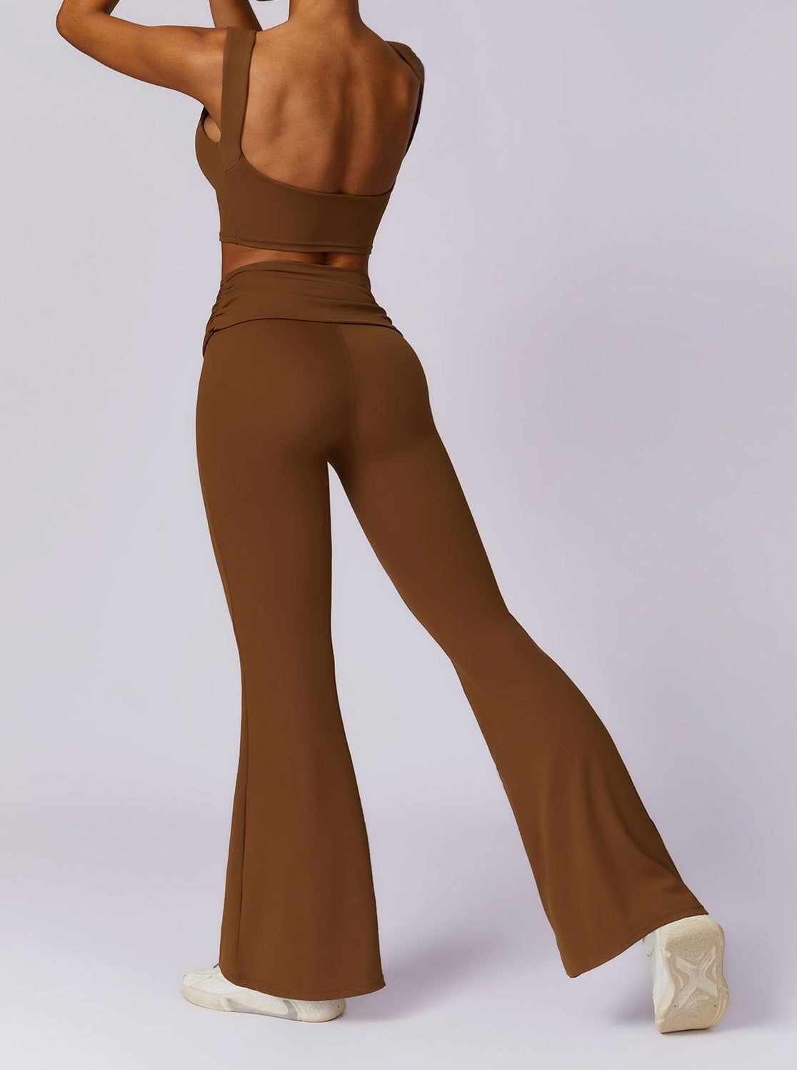 Hoge Taille Flared Broek Bruin Mokka Kleur → Hoge Taille Flared Broek in Bruine Mokka Tint