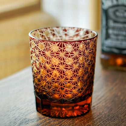 Handgeslepen Whiskeyglazen met Ster en Chrysant Patroon – Blauw Amber & Rood Amber – Inclusief Houten Doos