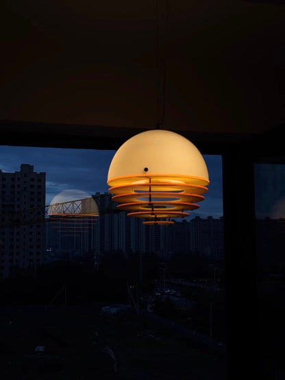 Stijlvolle Hanglamp Bauhaus Design Oranje-Wit Sfeerverlichting voor Moderne Interieurs