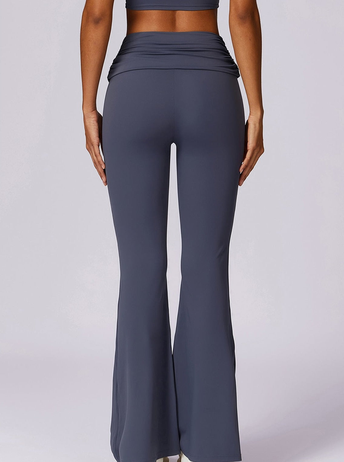 Donkerblauwe Flare Leggings voor Vrouw met Vouwband en Hoge Taille - StudioMarella