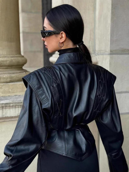 Dames Blazer Leren Look Zwart met Riem en Schouderdetails