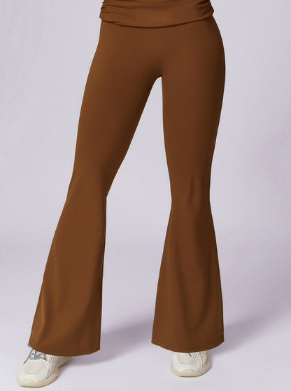Hoge Taille Flared Broek Bruin Mokka Kleur → Hoge Taille Flared Broek in Bruine Mokka Tint
