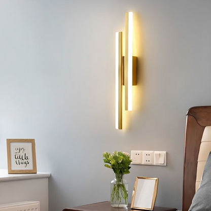Moderne LED wandlamp metaal acryl 3000K goud slaapkamer wandverlichting verticaal design lamp minimalistisch interieur