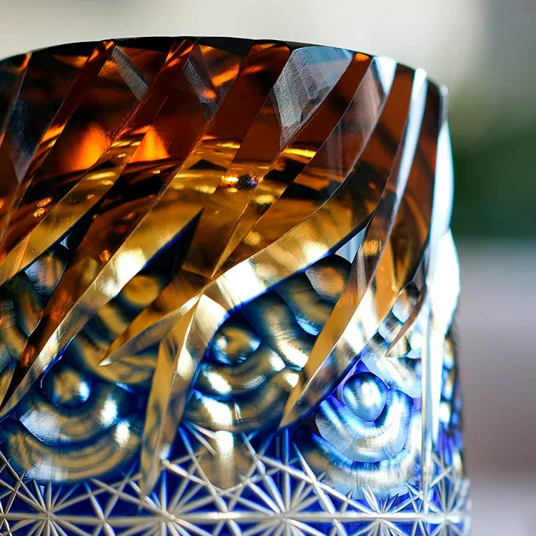 Whiskeyglas Edo Kiriko Blauw Amber Handgemaakt Sterchysant Sterrenzee Japans Kristal