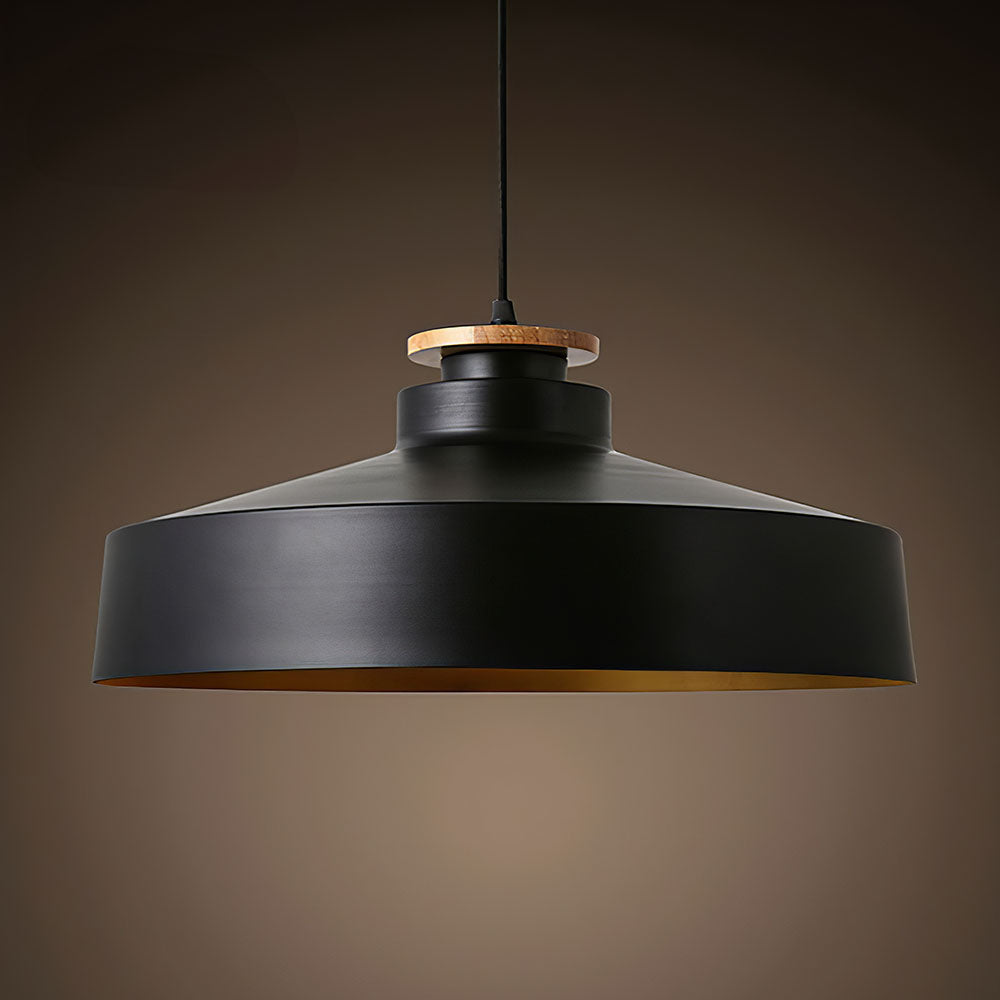 Hanglamp met Houten Kap en Aluminium Accent – Scandinavisch Design voor Eetkamer en Woonkamer