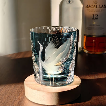 Japans Whiskyglas met Kraanmotief en Houten Presentatiebox – Handgeslepen Kristal voor Whiskyliefhebbers