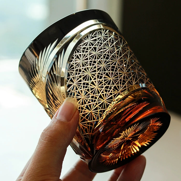 Whiskeyglas Edo Kiriko Kraanvogelveer Amber Handgemaakt Japans Kristal Houten Doos