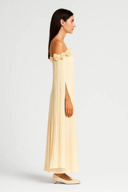 Vrouwelijke Off Shoulder Jurk met Bloemenprint Elegant Zwarte Maxi Jurk