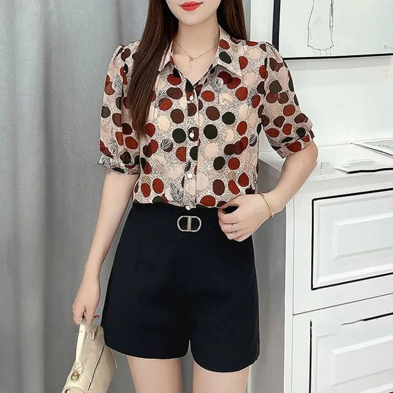 Vrouwelijke Blouse met Polka Dots Zomerse Stijl
