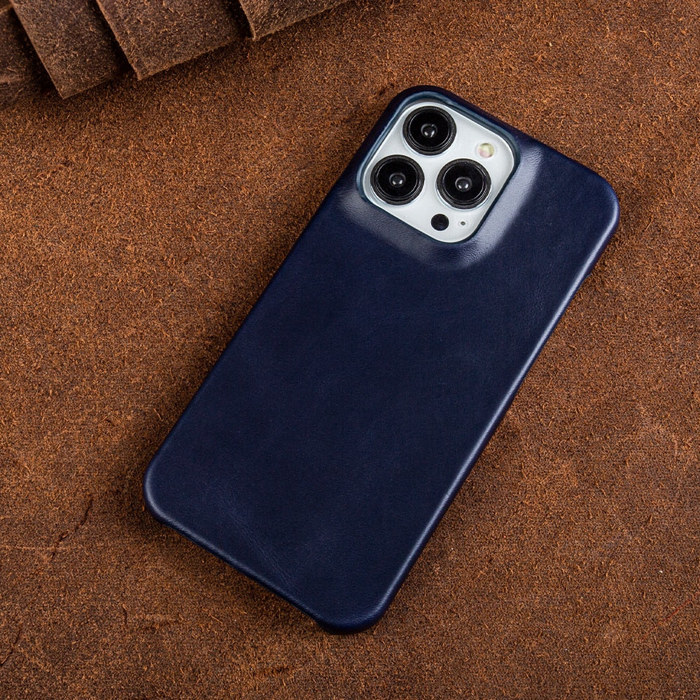 Lederen iPhone Hoesje met Olie-Wasafwerking | Premium Bescherming & MagSafe Compatibel voor iPhone 13-16 | Elegante Schokbestendige Hoes