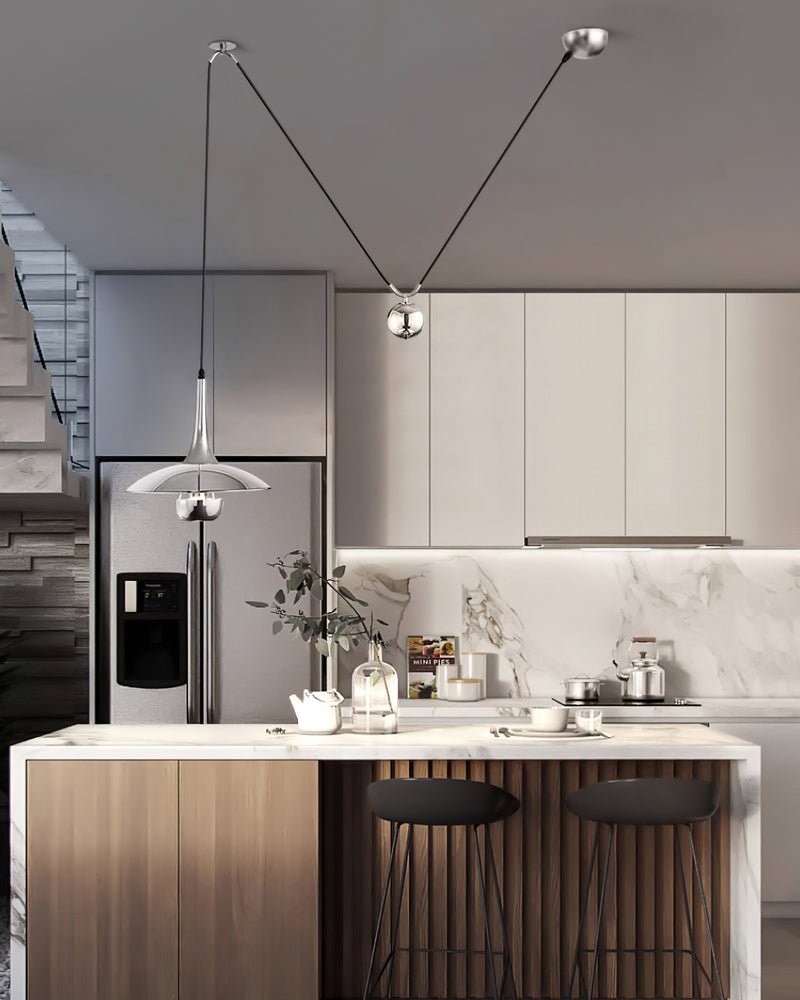 Verstelbare Hanglamp met Tegengewicht — Industriële Metalen Pendellamp in Chroom of Goud