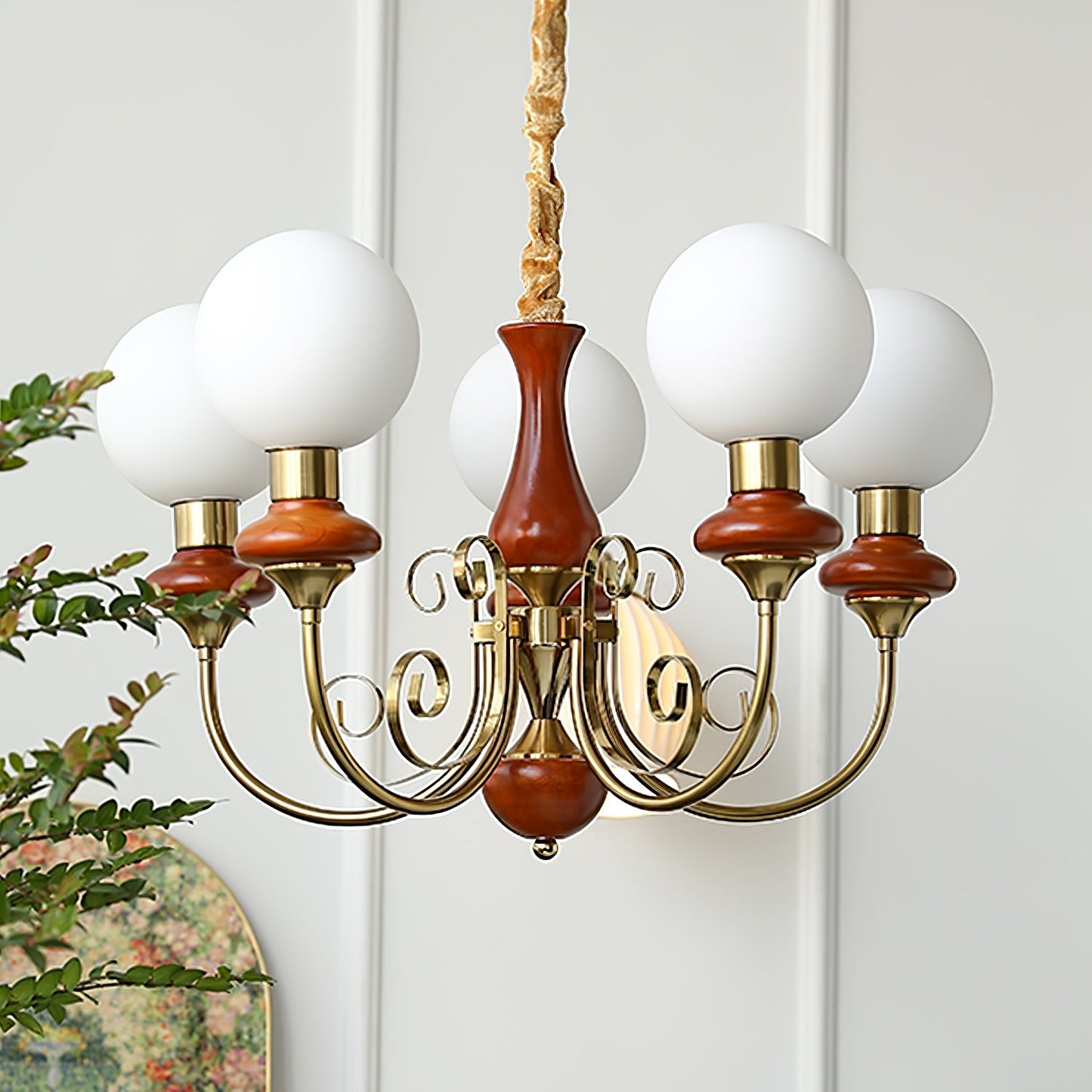 Kroonluchter met Groene Glazen Kappen en Gouden of Zwarte Afwerking – Luxe Hanglamp in 3, 5 of 8 Lichtpunten