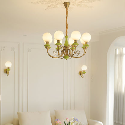 Kroonluchter met Groene Glazen Kappen en Gouden of Zwarte Afwerking – Luxe Hanglamp in 3, 5 of 8 Lichtpunten