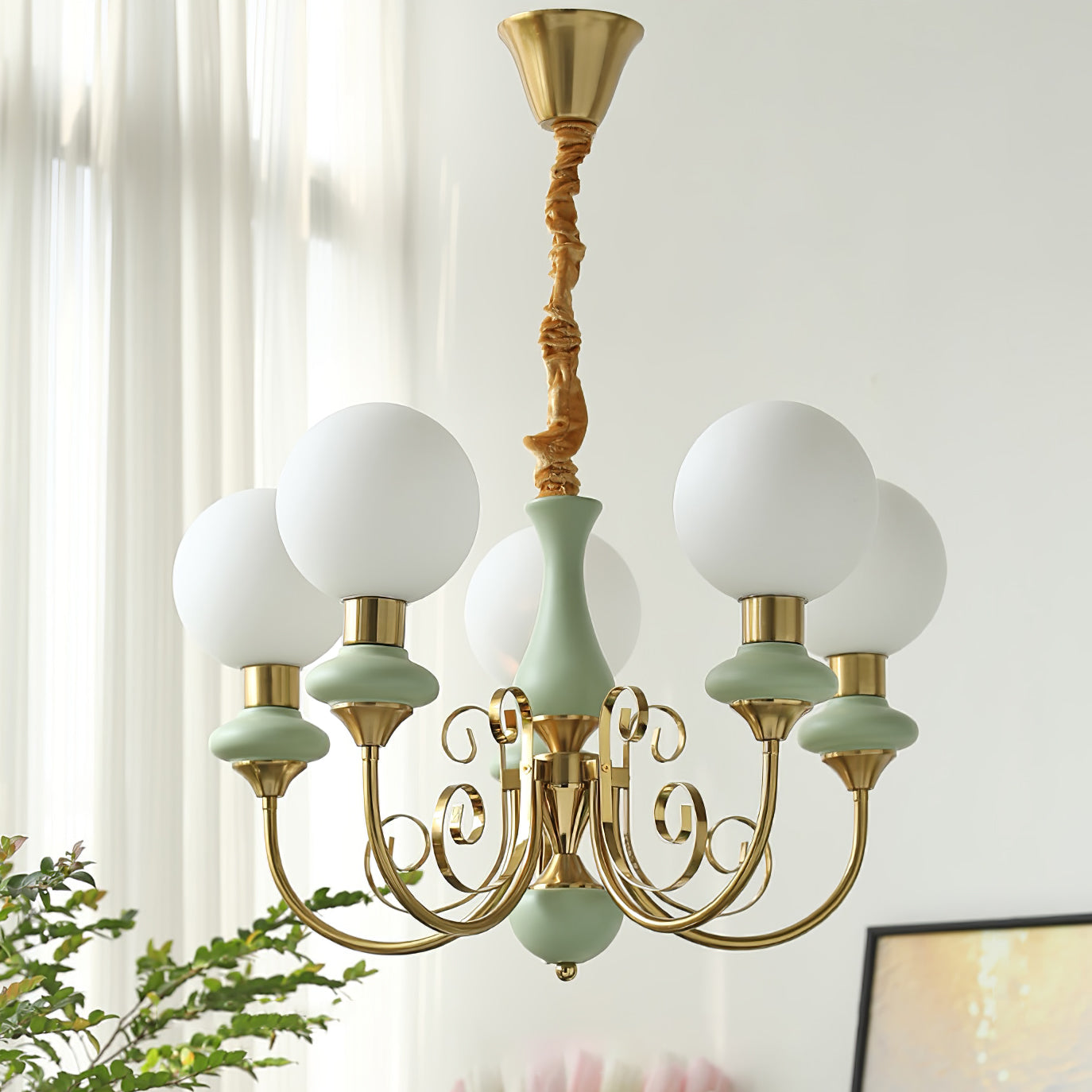 Kroonluchter met Groene Glazen Kappen en Gouden of Zwarte Afwerking – Luxe Hanglamp in 3, 5 of 8 Lichtpunten