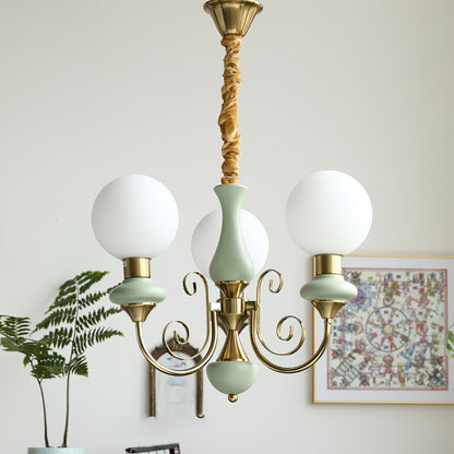 Kroonluchter met Groene Glazen Kappen en Gouden of Zwarte Afwerking – Luxe Hanglamp in 3, 5 of 8 Lichtpunten