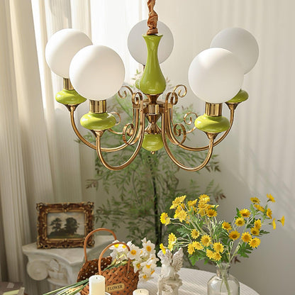 Kroonluchter met Groene Glazen Kappen en Gouden of Zwarte Afwerking – Luxe Hanglamp in 3, 5 of 8 Lichtpunten