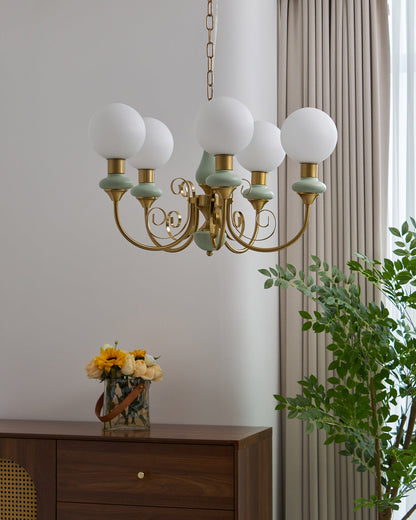 Kroonluchter met Groene Glazen Kappen en Gouden of Zwarte Afwerking – Luxe Hanglamp in 3, 5 of 8 Lichtpunten