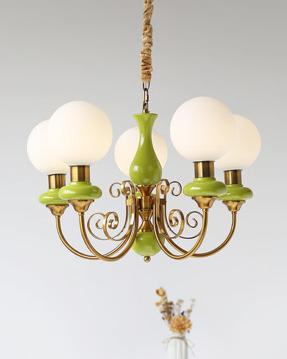Kroonluchter met Groene Glazen Kappen en Gouden of Zwarte Afwerking – Luxe Hanglamp in 3, 5 of 8 Lichtpunten